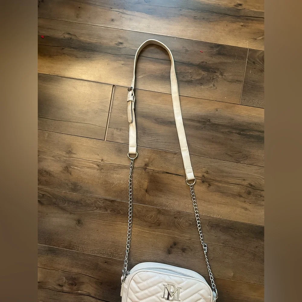 Badgley Mischka Ivory Quilted Crossbody Camera Bag Chain Strap Chic - Picture 6 of 8